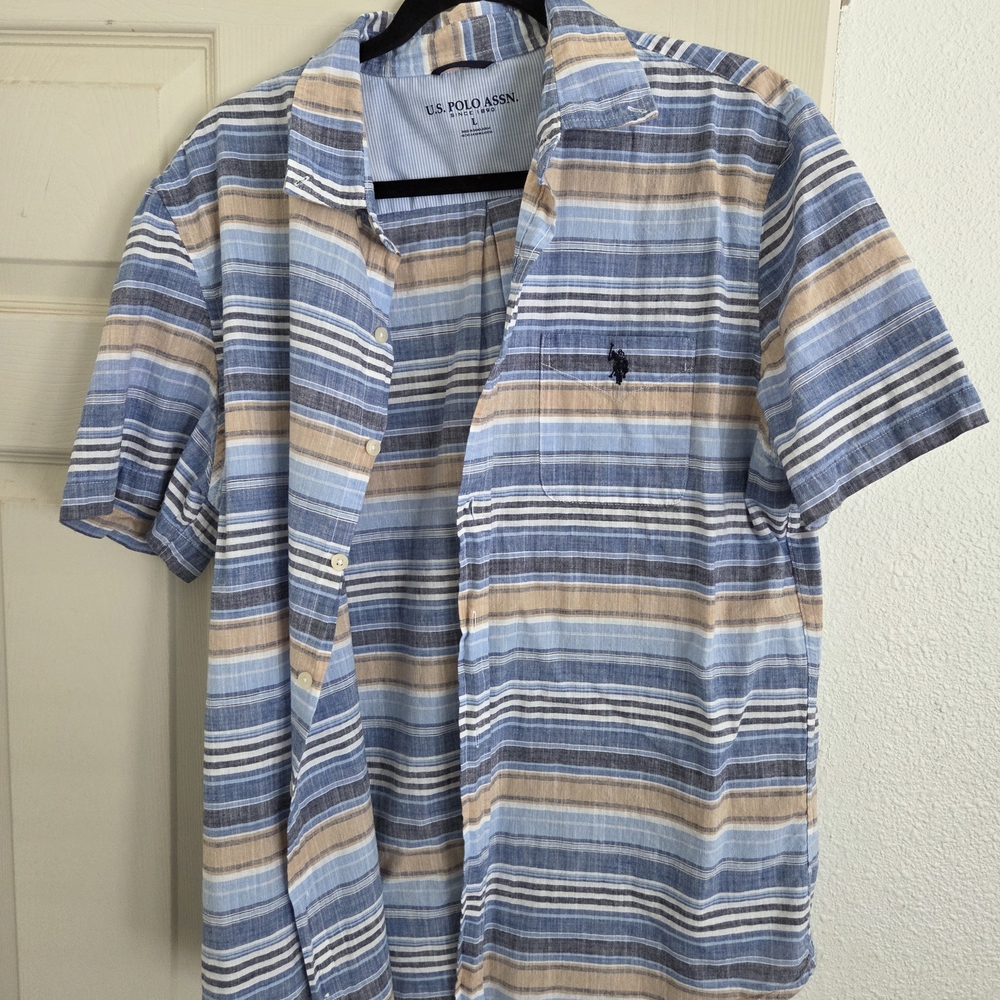 U.S. Polo Assn. Spring Short-Sleeve Striped Button-Down Shirt in Blue and Tan-Lg